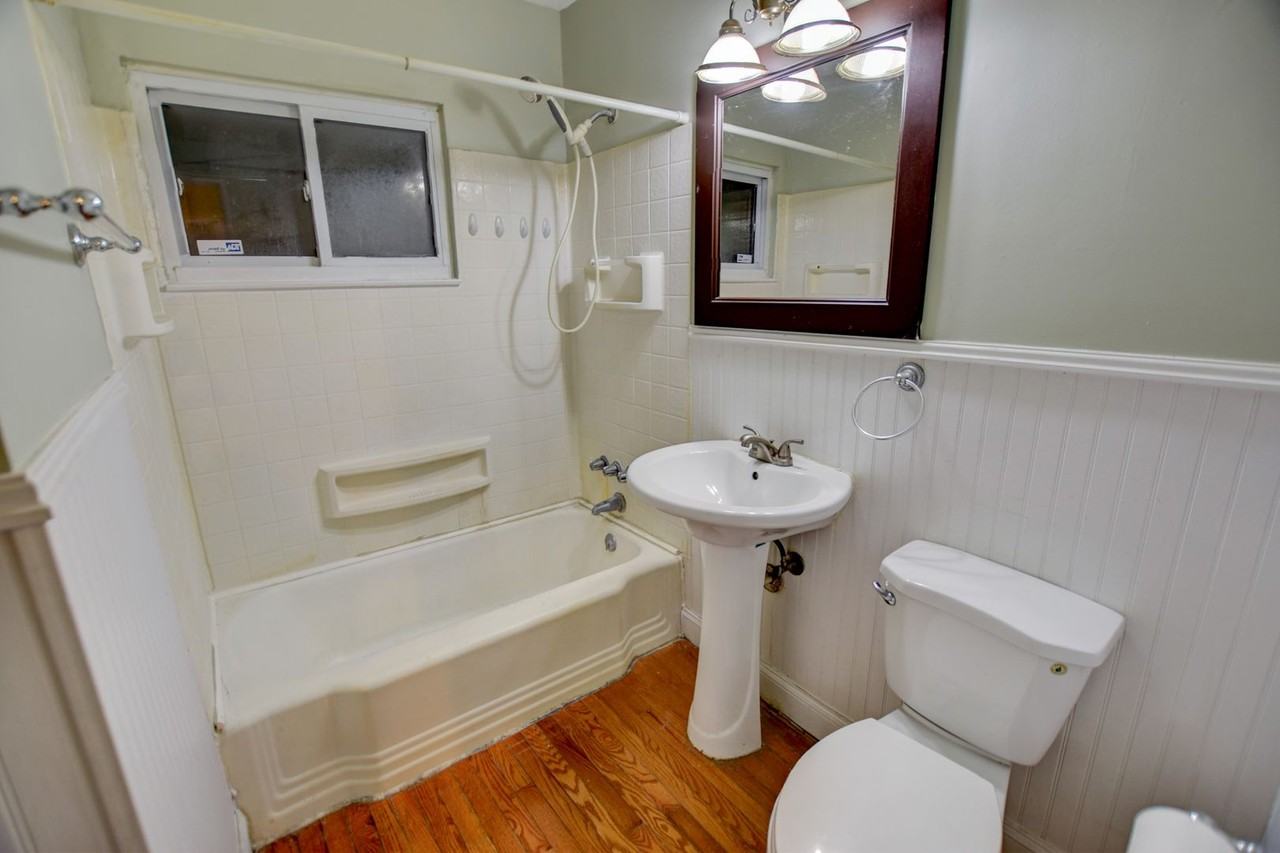 1401 River Oaks Dr - Photo 7 of 22