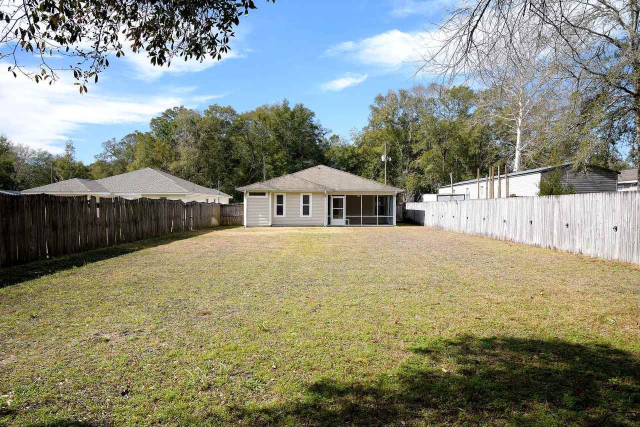 114 Quince Ave - Photo 2 of 31