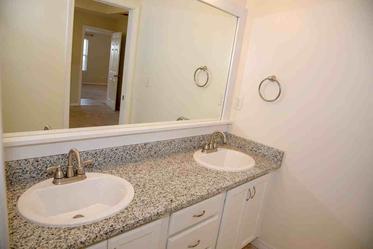 114 Quince Ave - Photo 6 of 31