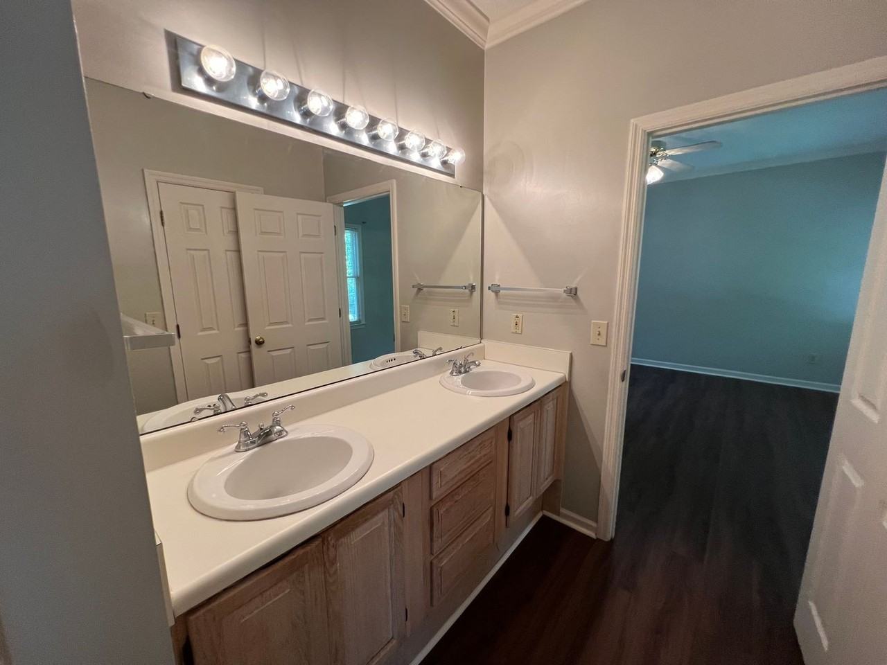 635 Wrights Mill Rd - Photo 5 of 17