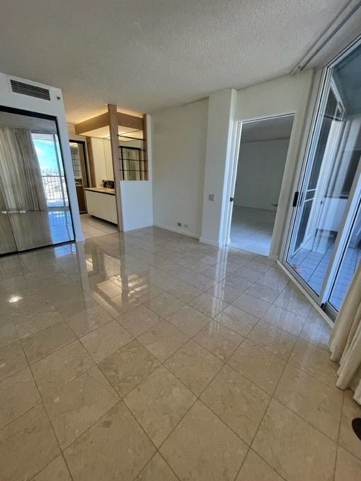 1212 Nuuanu Ave - Photo 4 of 31