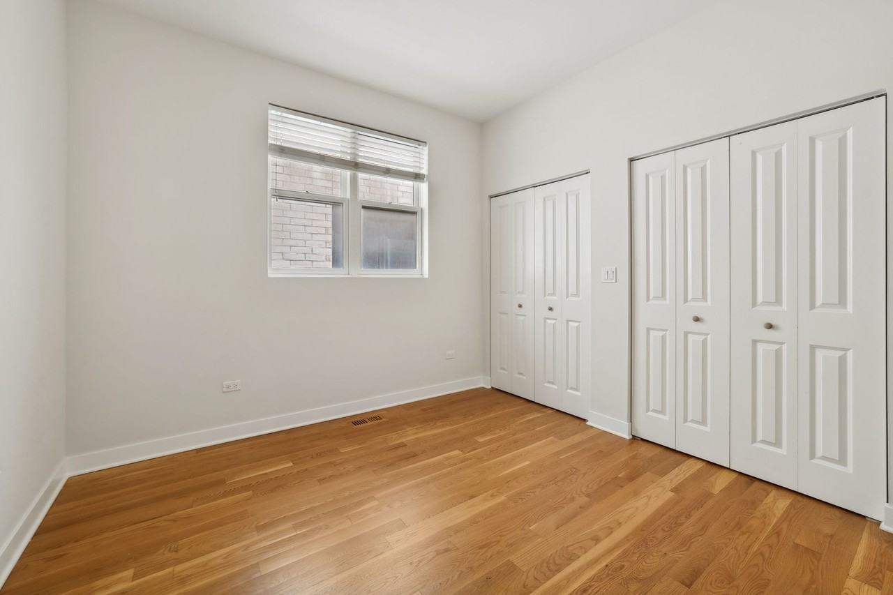 Erie/Ohio - Photo 6 of 31