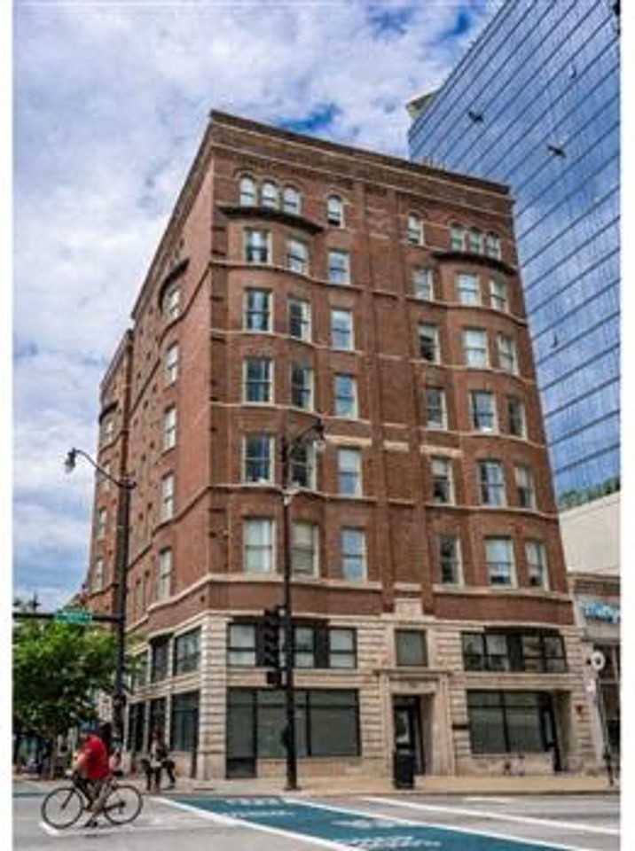 30 East Roosevelt - Photo 6 of 7