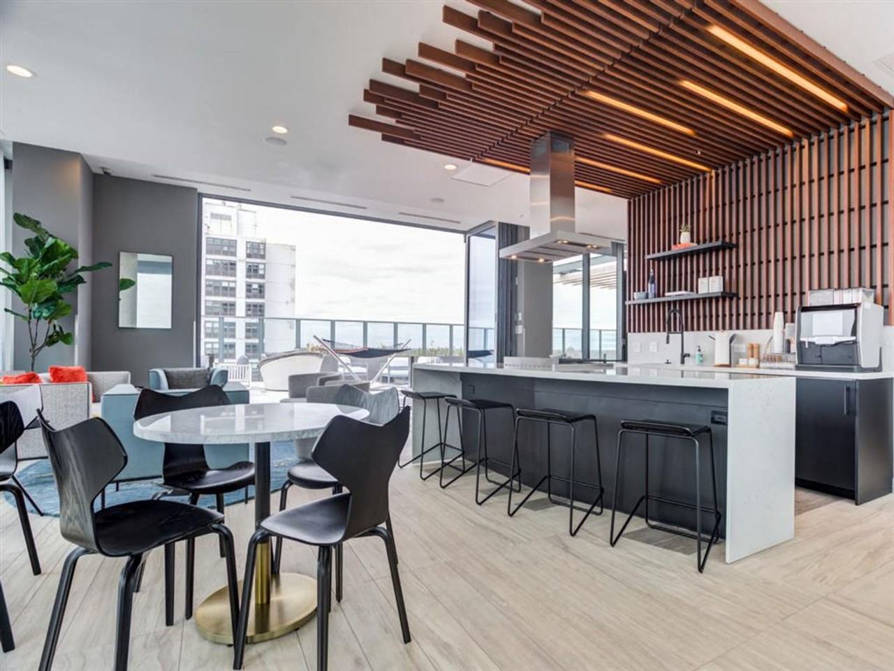 Four50 - Photo 4 of 50