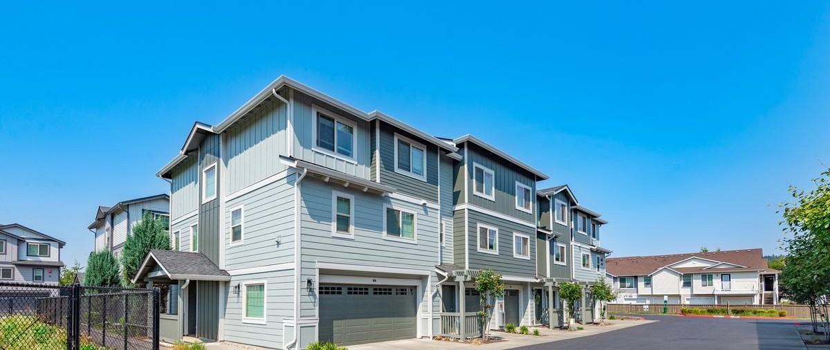 16128 64th Street East - Photo 2 of 24