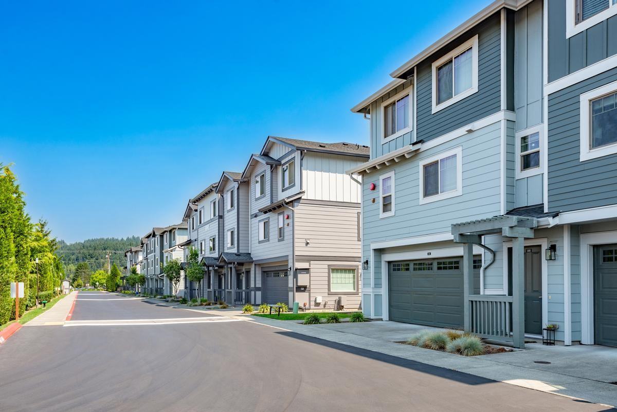 16128 64th Street East - Photo 7 of 24