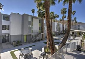 featured image of 449 E Arenas Rd