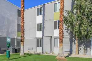 featured image of 449 E Arenas Rd