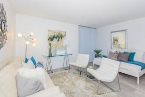 featured image of 449 E Arenas Rd
