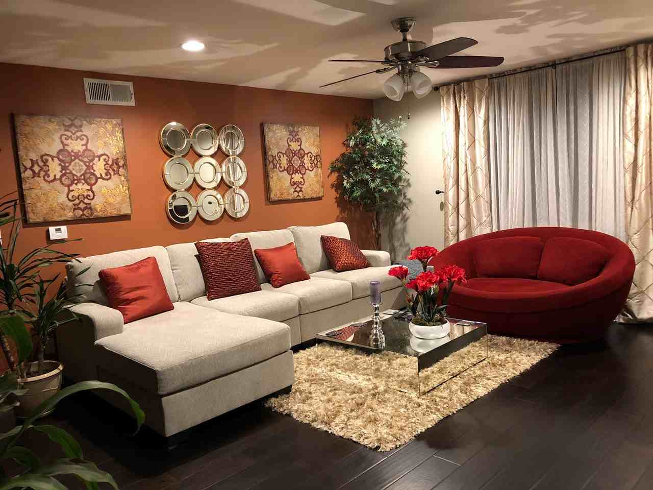 1430 Colby Avenue - Photo 5 of 8