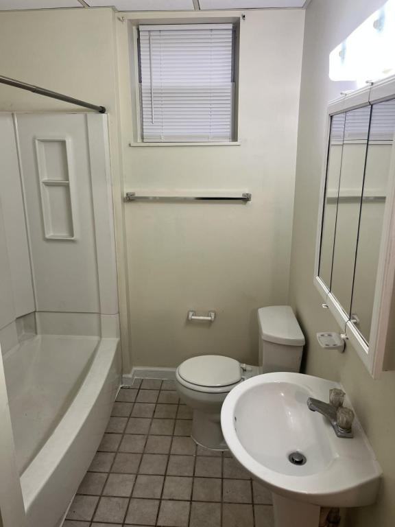 1006 Beaver Rd - Photo 3 of 8