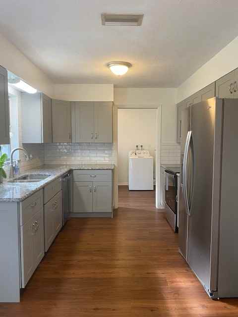 1247 Cardinal Ln - Photo 7 of 17