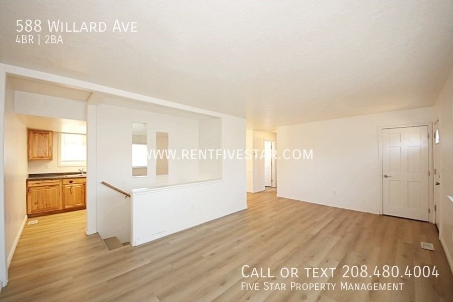 588 Willard Ave - Photo 2 of 16