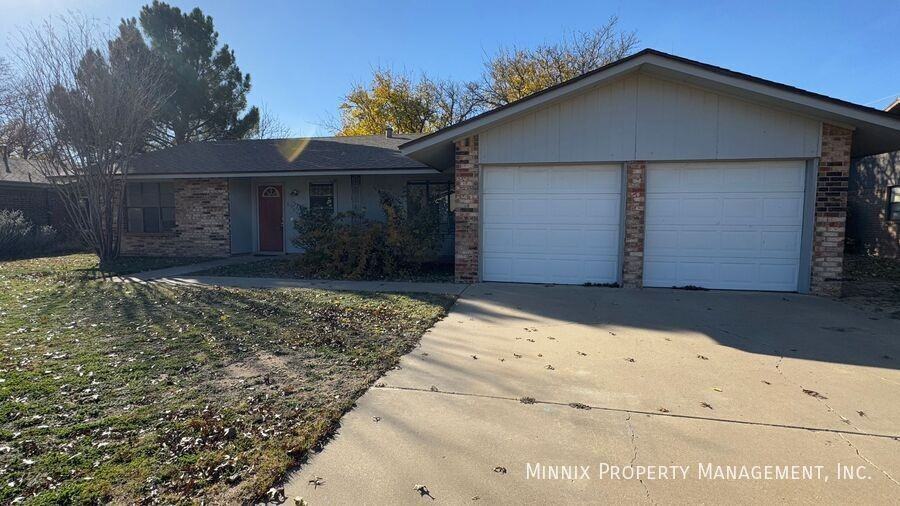 8206 Lynnhaven Ave - Photo 2 of 29