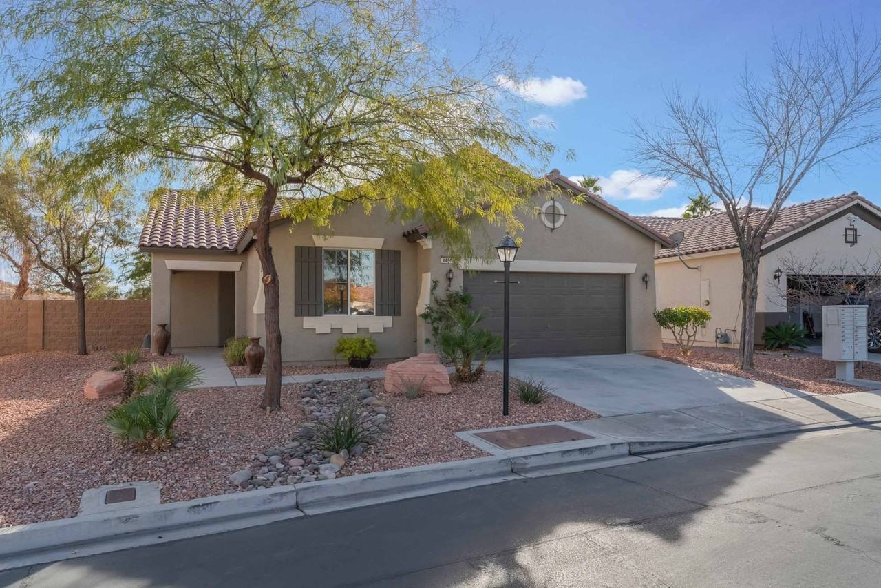 4481 El Presidio Dr - Photo 2 of 20