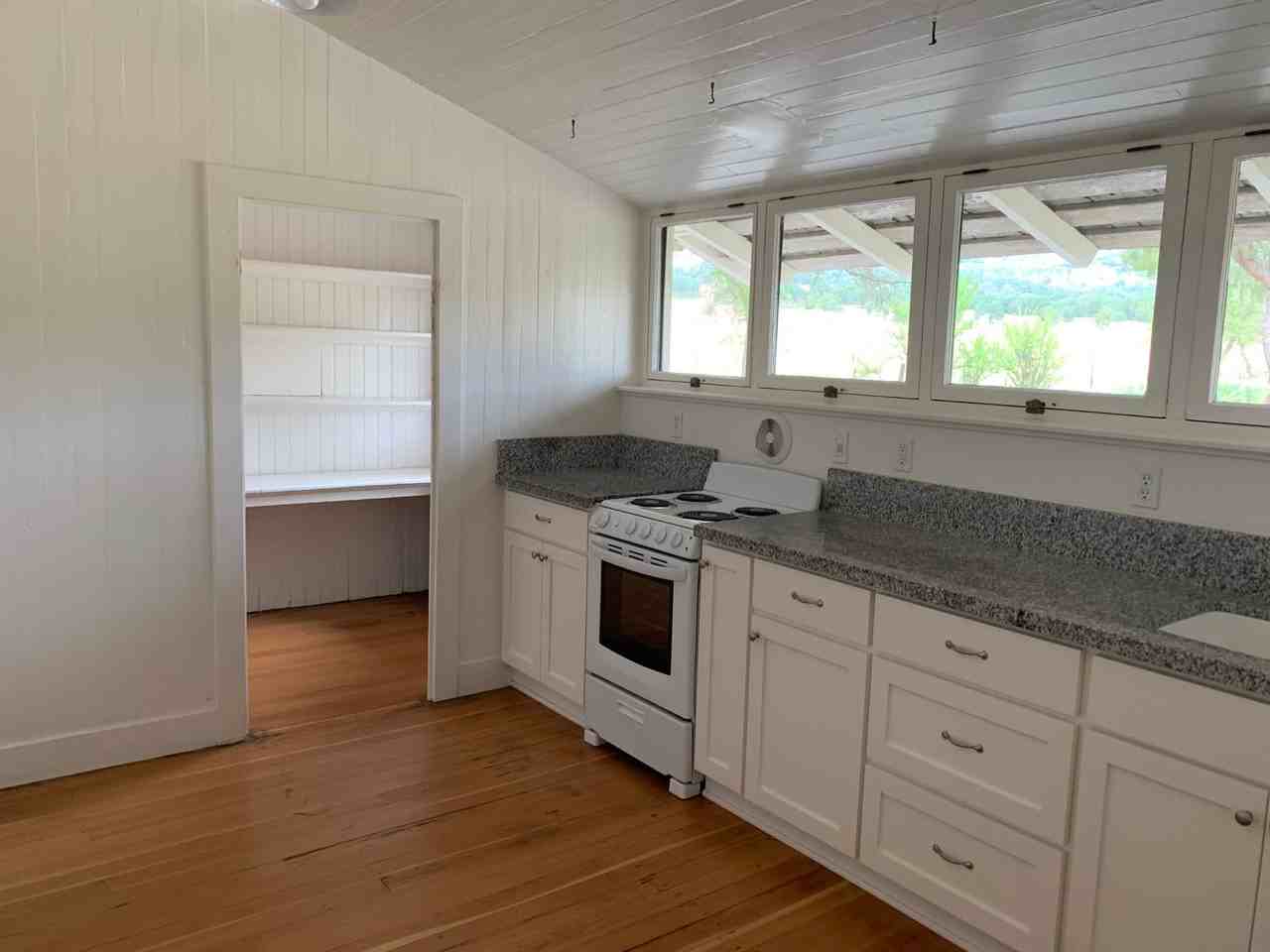 1633 Loliondo Ranch Rd - Photo 3 of 12