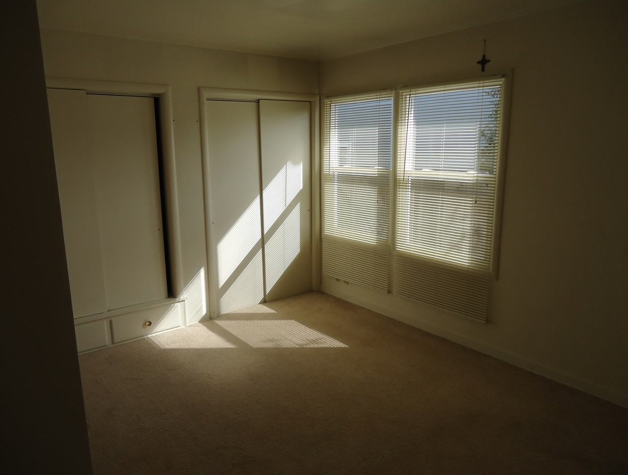 1251 8th St - Photo 6 of 7