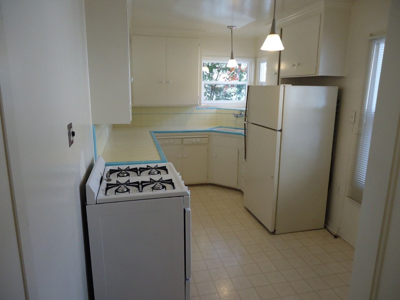 1251 8th St - Photo 7 of 7