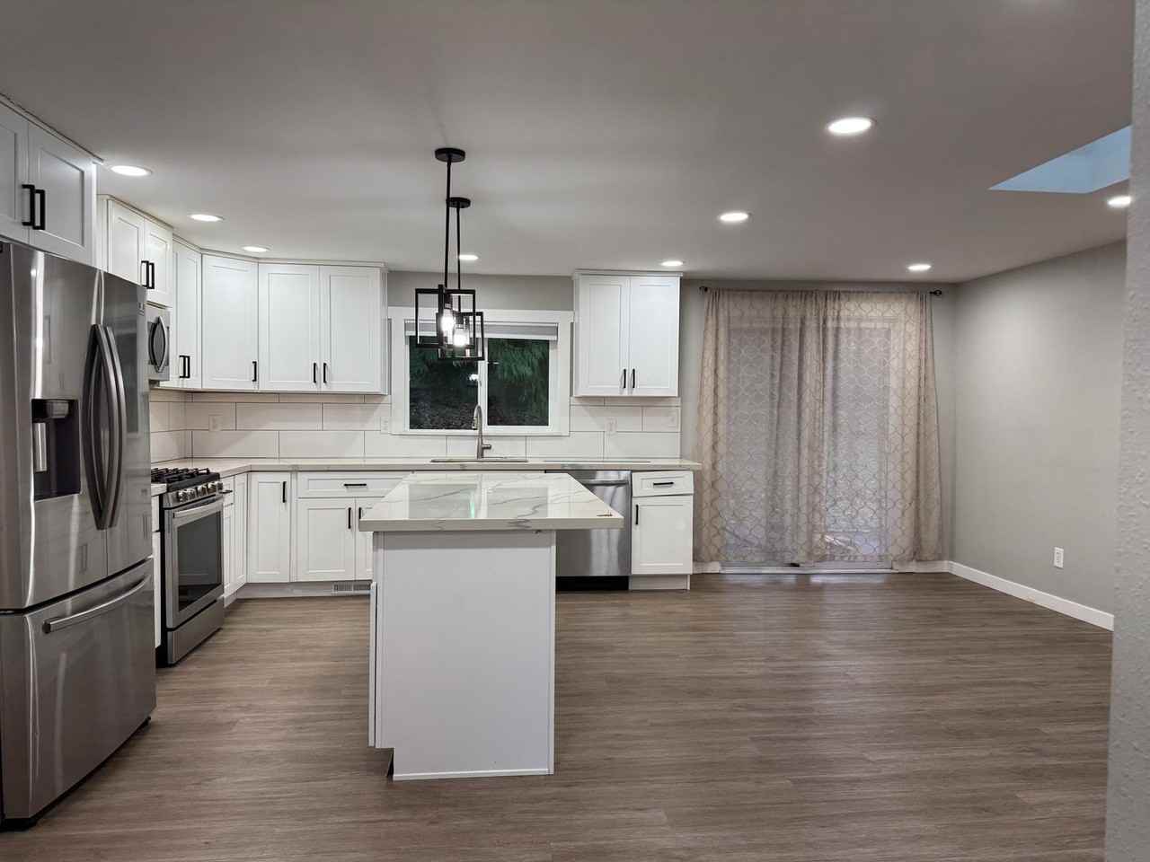 10417 Ne 130th St - Photo 2 of 18