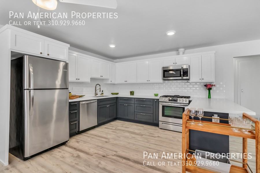 Anchor Point - Photo 2 of 50