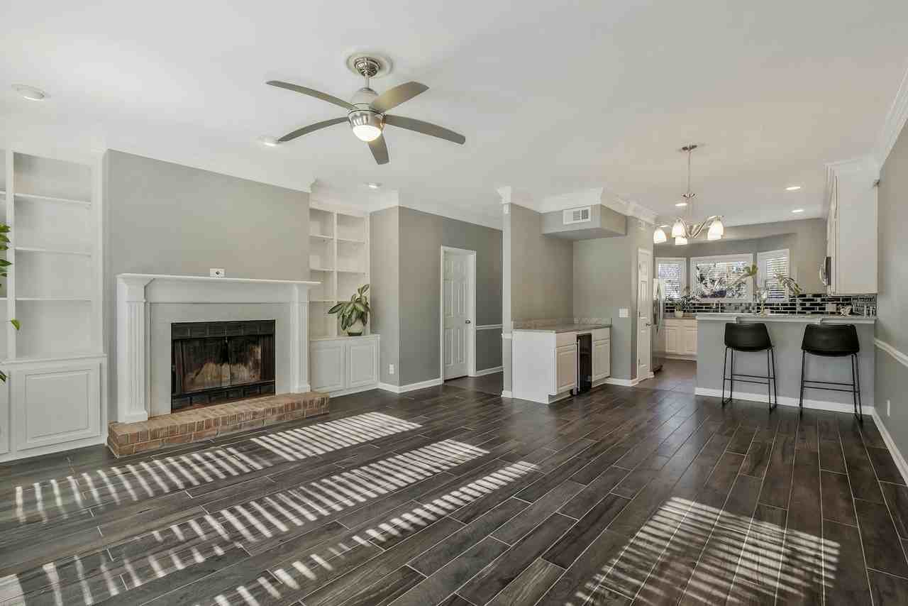 1005 Glendale Lane - Photo 6 of 26