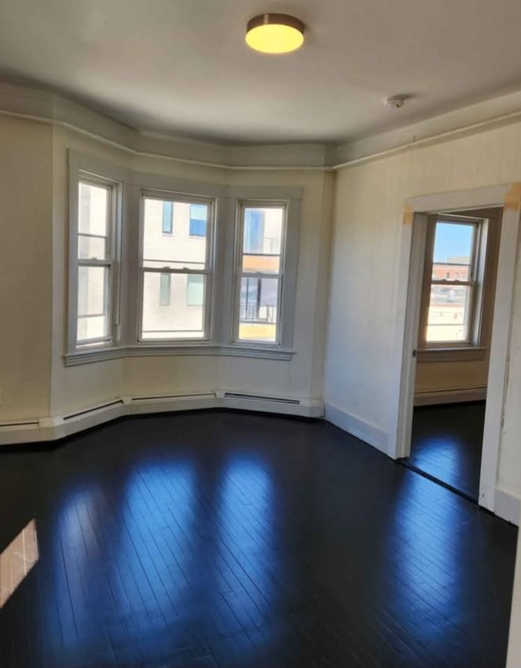 100 Federal St #2 - Photo 4 of 17