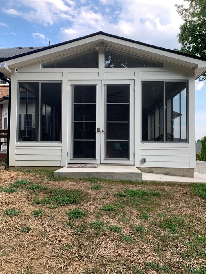 479 Mccoppin Ct Ne - Photo 2 of 23