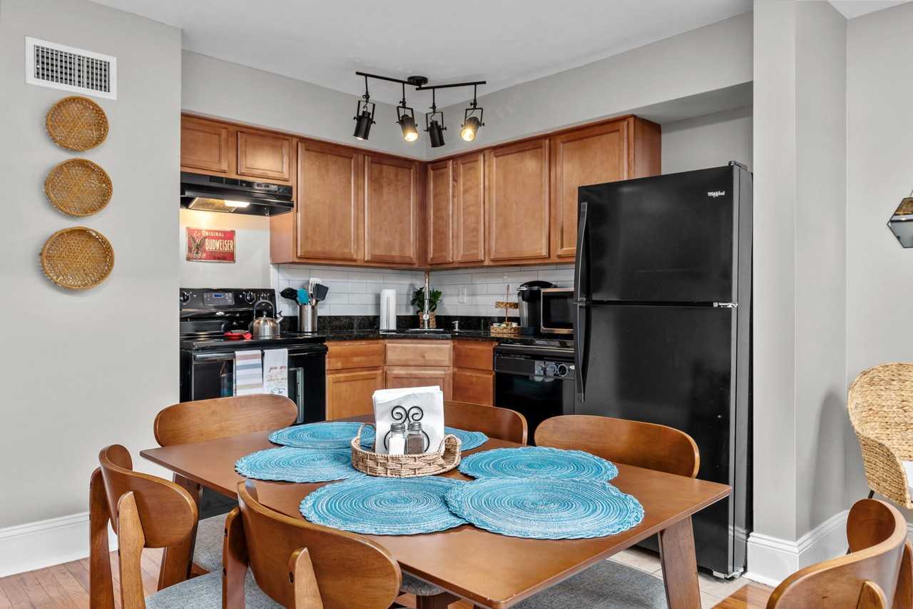 Chouteau Avenue 4244 - Photo 3 of 50