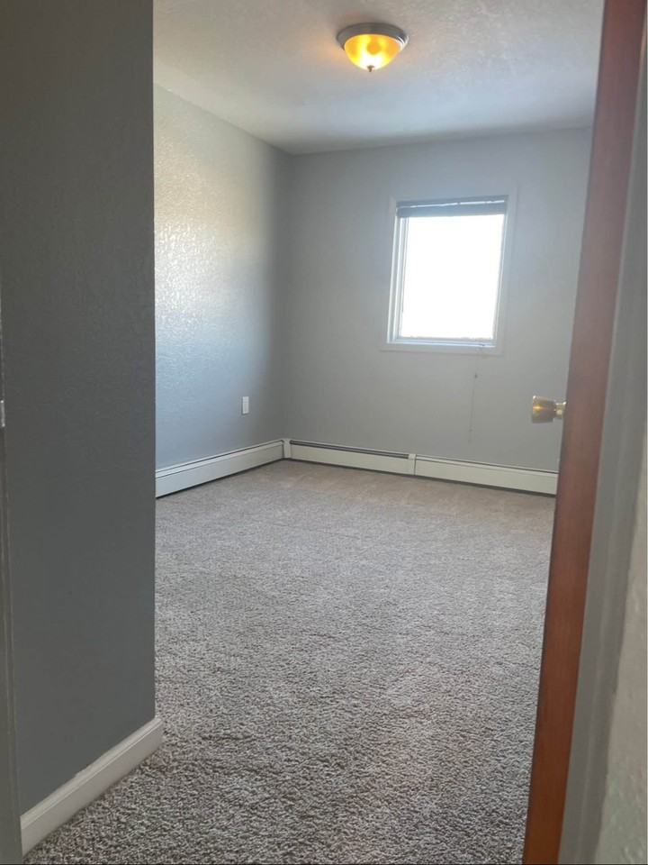 179 Oklahoma Street - Photo 2 of 4