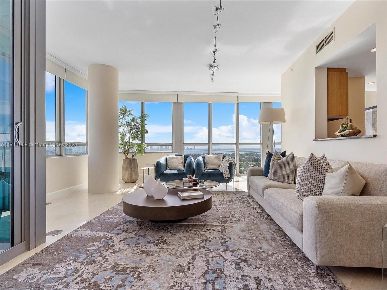 101 20th St #3002 - Photo 7 of 50