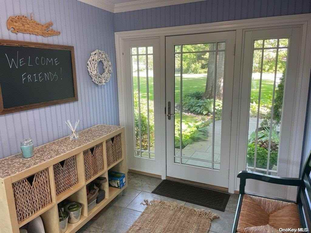 3675 Wells Ave - Photo 4 of 30