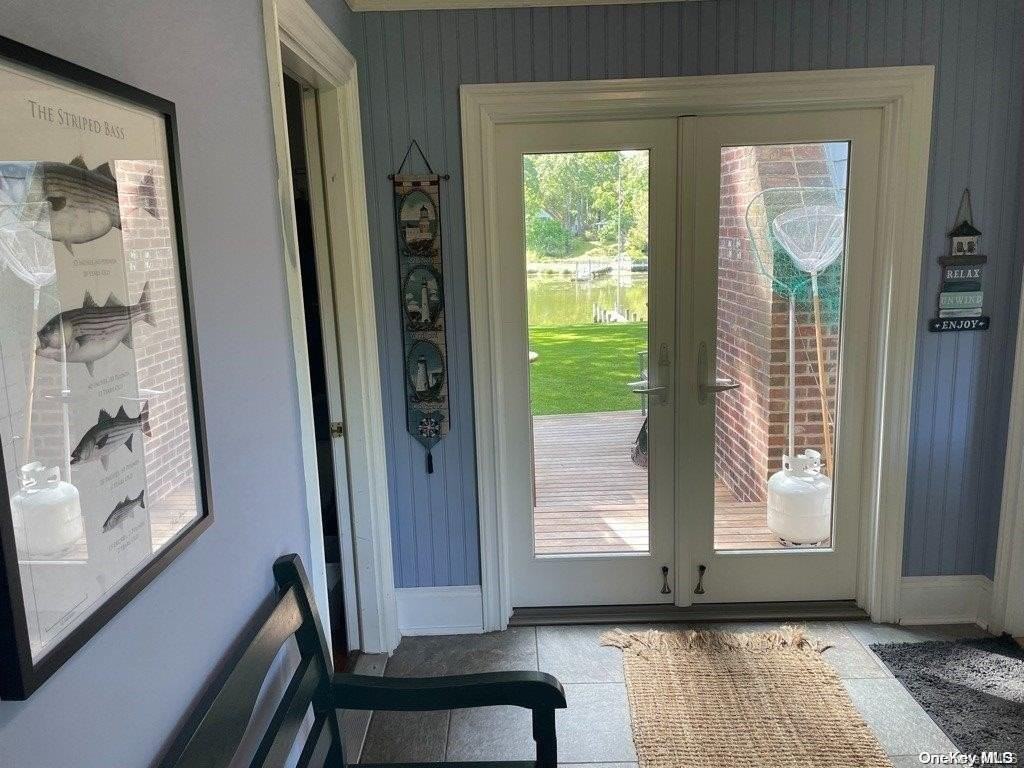 3675 Wells Ave - Photo 5 of 30