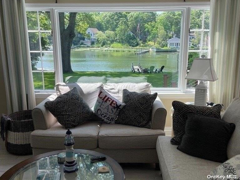 3675 Wells Ave - Photo 6 of 30