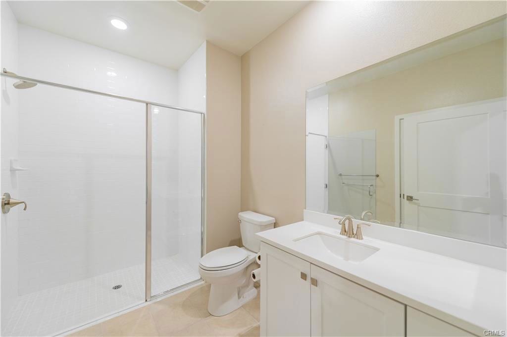 135 Bowery - Photo 2 of 8