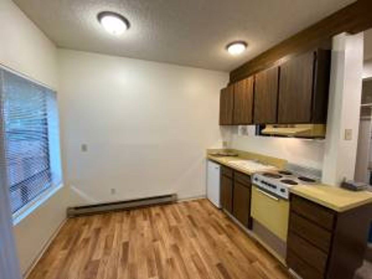 Bellevue Vista - Photo 2 of 16