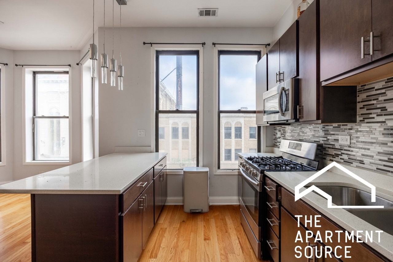 2122 N Milwaukee Ave #243F - Photo 2 of 17