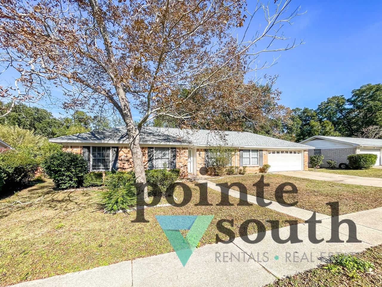 586 Bobwhite Dr - Photo 3 of 26