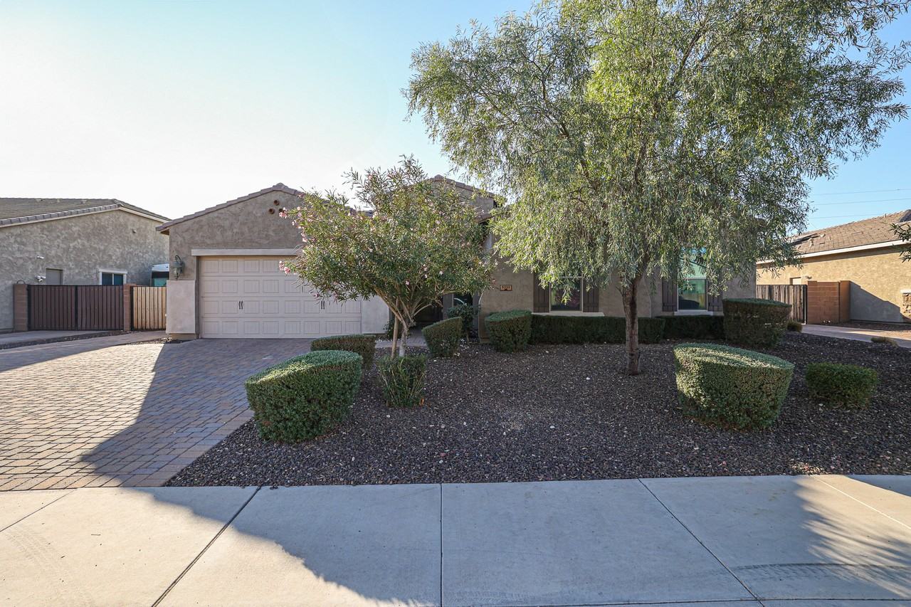 9339 W Via Del Sol - Photo 2 of 50