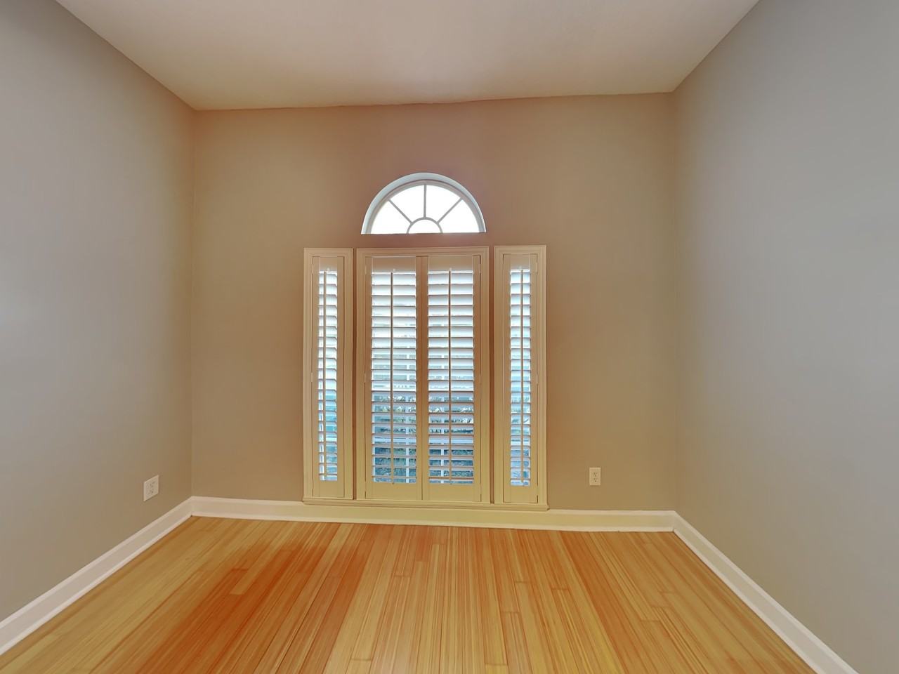 11764 Crusselle Dr - Photo 7 of 27