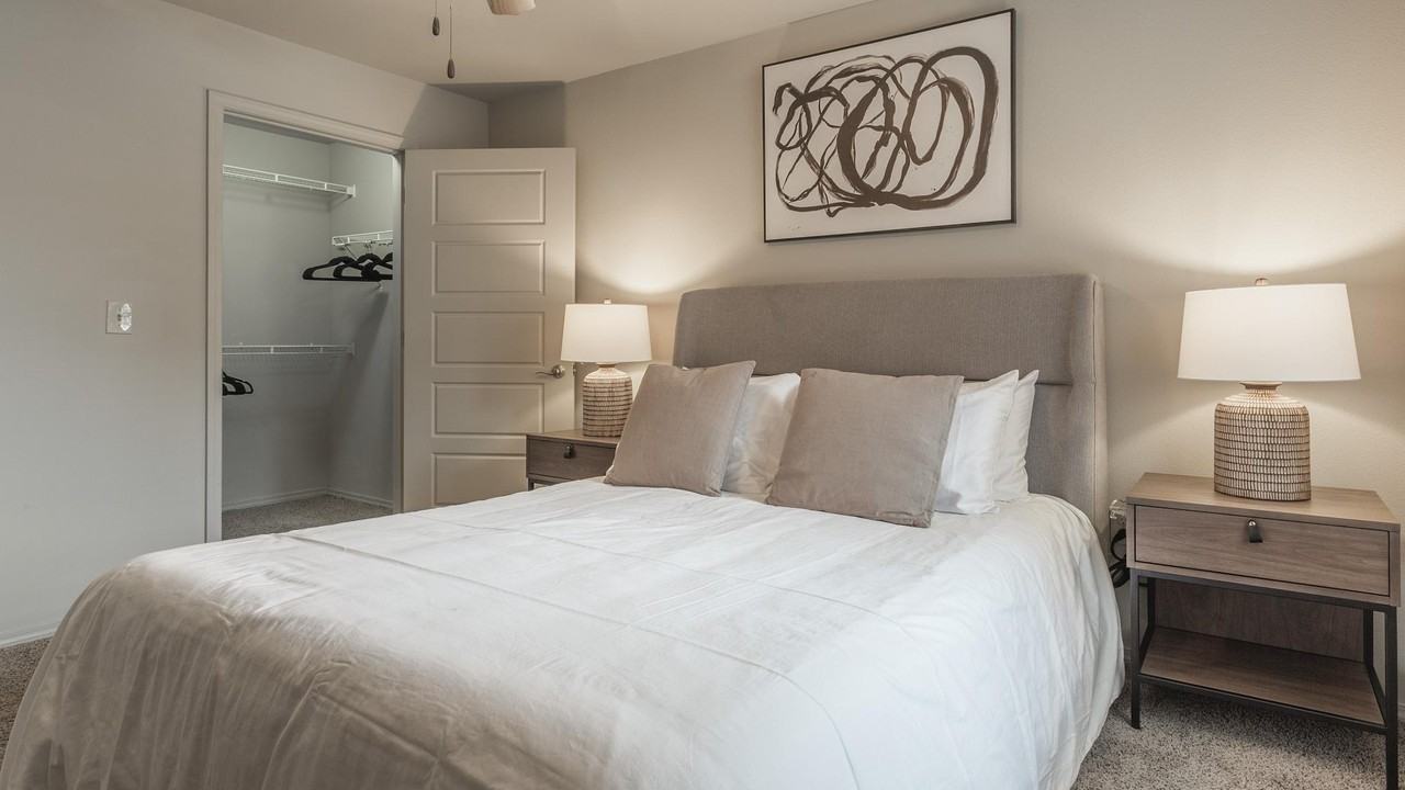 701 W 101st Pl S - Photo 5 of 33