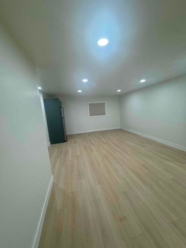 887 Nw - Photo 2 of 15