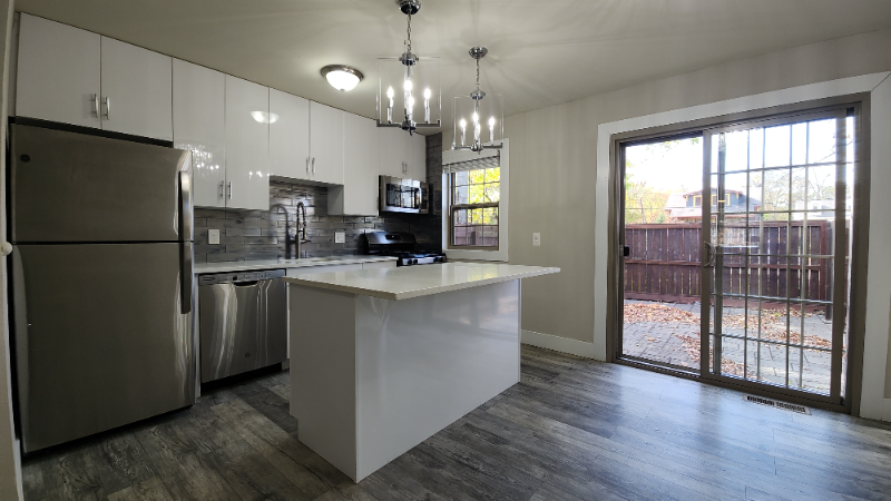 550 S Clay Ave - Photo 5 of 12