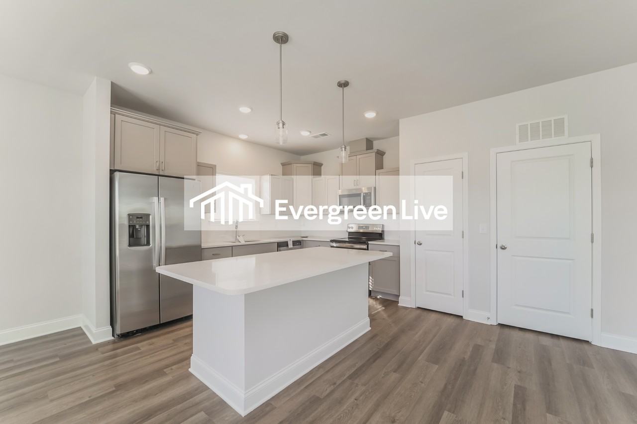 8216 Bearling Way - Photo 3 of 15