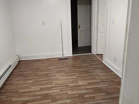 10 Starr Ave - Photo 2 of 6