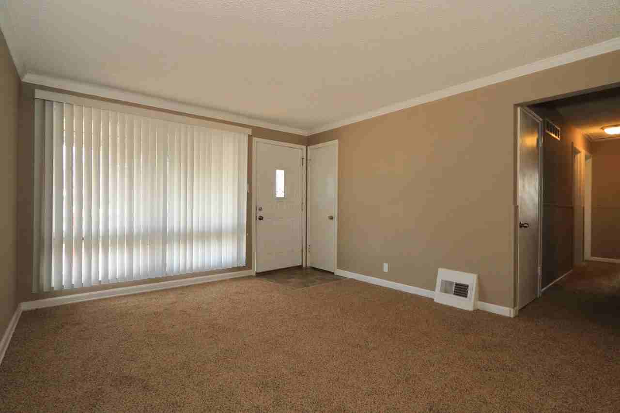 750 Kelvin Dr - Photo 3 of 15