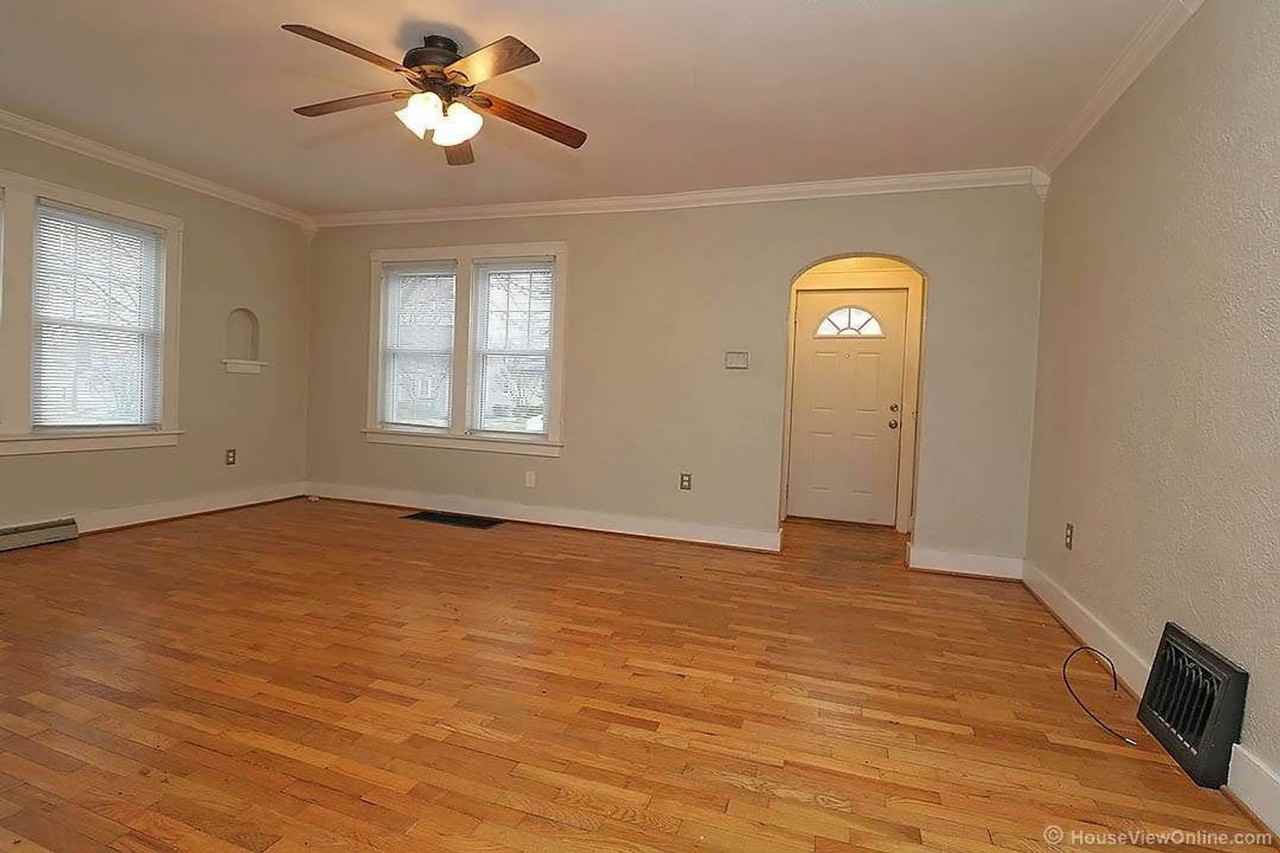 1721 Whitener St - Photo 4 of 30