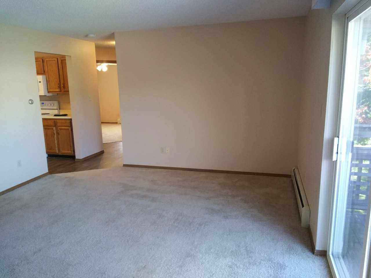 Dakota Apartments - Photo 2 of 5