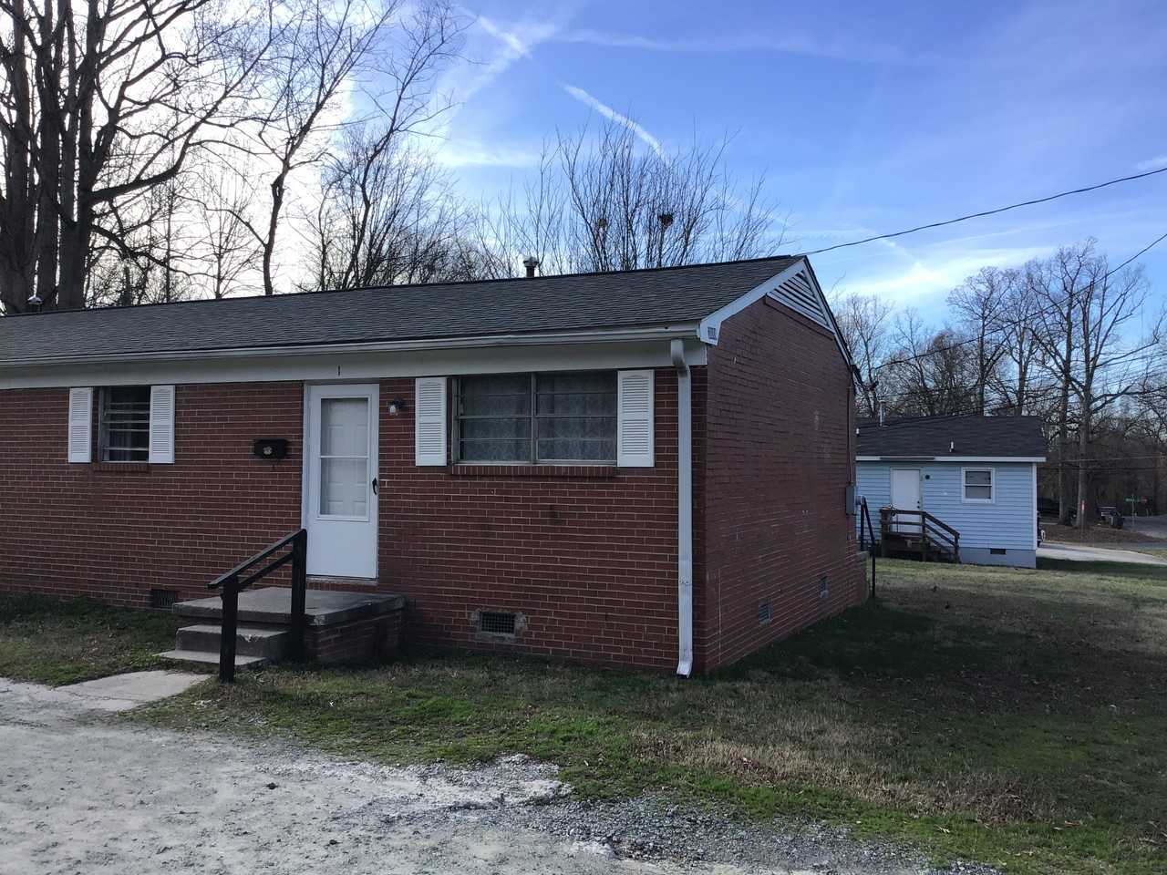 3004 Ingleside Ave #1