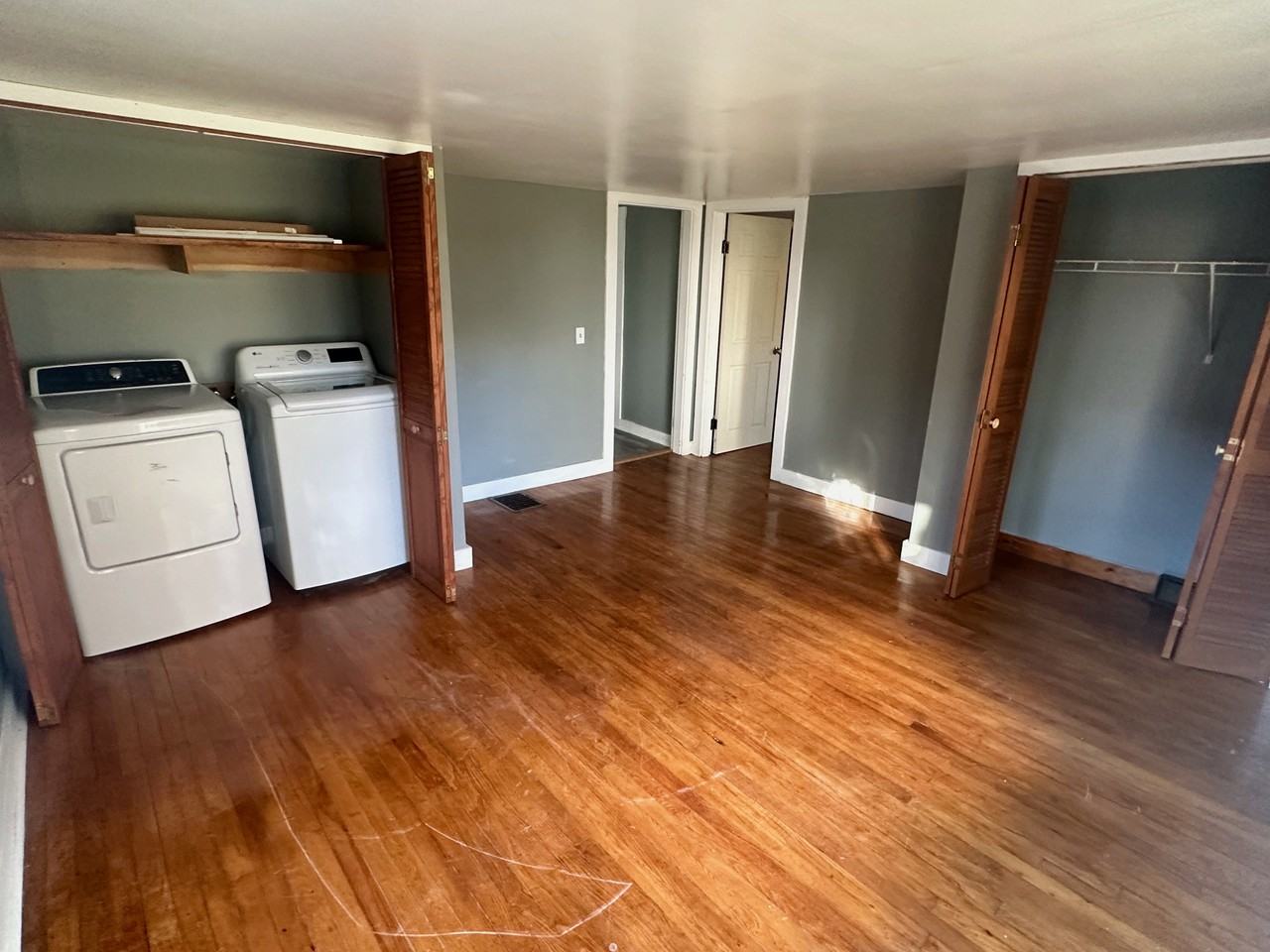 249 Palm St #1 - Photo 5 of 16