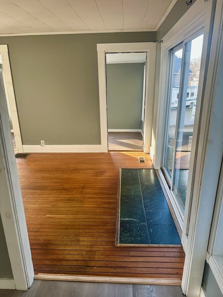 249 Palm St #1 - Photo 6 of 16